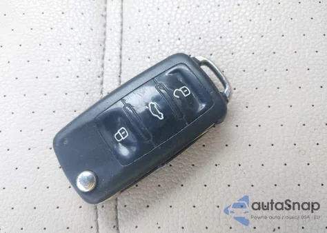 2016 Volkswagen Passat Se из США, поврежденный, VIN 1VWBT7A3XGC061234